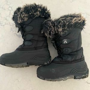 Kamik Black Winter Fury Boots